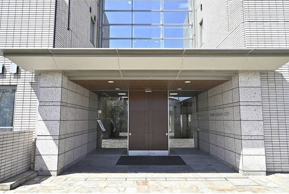 渋谷区広尾１丁目の賃貸マンションのその他|エントランス