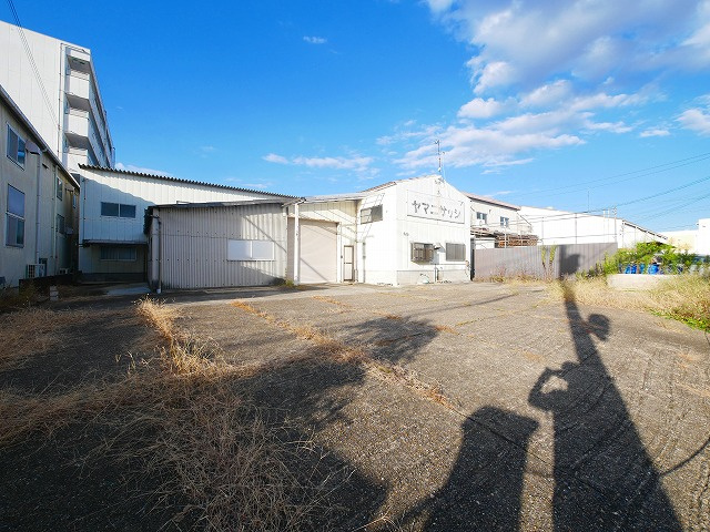 北之庄西町1丁目テナントの外観