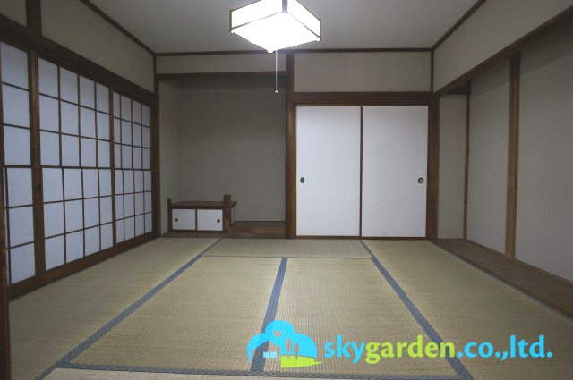 平塚市片岡　中古一戸建の和室|和室、ちょっとしたくつろぎスペースにいかがでしょうか