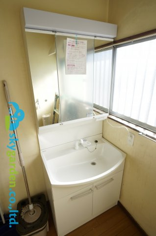 平塚市片岡　中古一戸建の独立洗面台|独立洗面化粧台付き