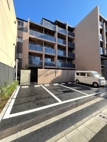 ベルファース三軒茶屋の駐車場