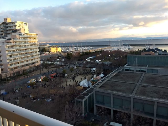 西宮市西宮浜４丁目の中古マンションの展望