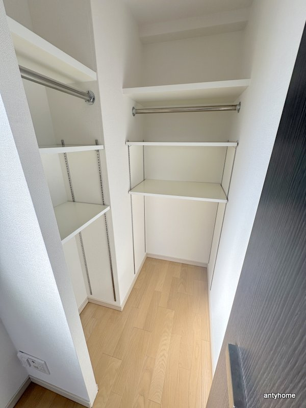 ISM谷町六丁目　仲介手数料無料の収納