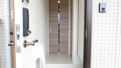 【玄関】 | ヴィブァン A棟 | A103 玄関