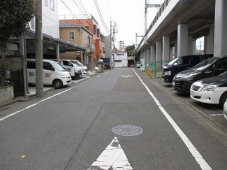 【駐車場】