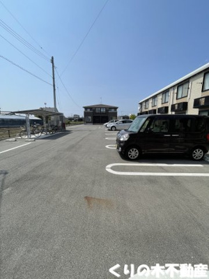 【駐車場】 | プラシードＭ・ｒⅡ | 駐車場完備です