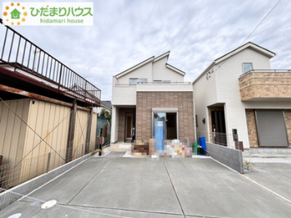 北本市緑2丁目　2期　新築一戸建て　ブルーミングガーデン　01の外観|北本駅徒歩11分の好立地！長期優良住宅・BELS認定のこだわり住宅です☆ミ
パントリー、脱衣所収納も付いています♪