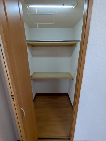 ロイヤルエステートの収納