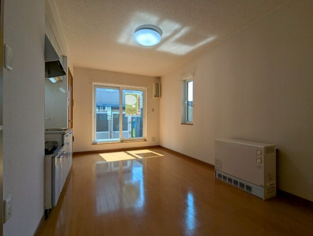 ロイヤルエステートの居間・リビング