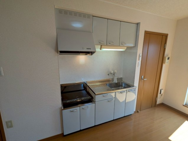 ロイヤルエステートのキッチン