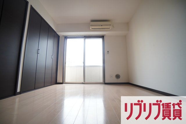 千葉市中央区新田町の賃貸マンションの寝室