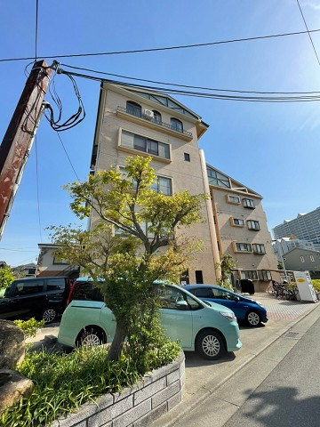 BECアーバン西宮北口の外観