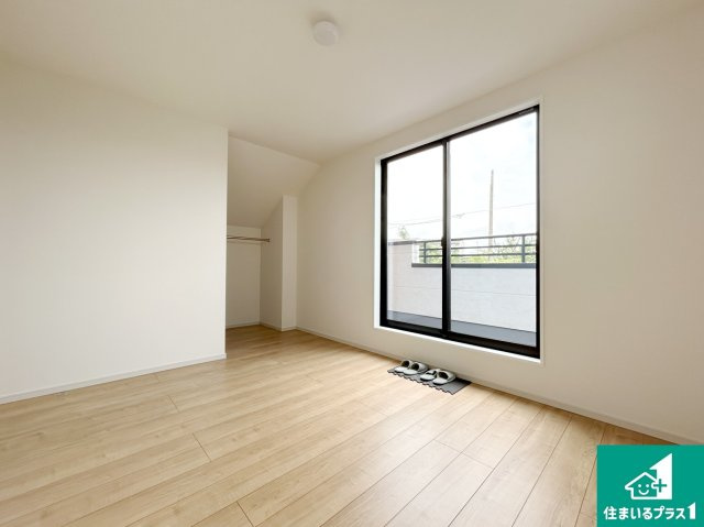 神戸市垂水区南多聞台　第1期　新築一戸建ての洋室|シンプルな洋室は、自分好みのインテリアが楽しめます♪ご家族とインテリアや家具を選びに行くのは新築購入時の醍醐味の一つです。ぜひお楽しみください♪