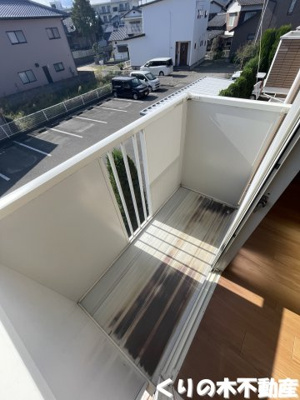 【バルコニー】 | エル・コート　Ⅰ | 同タイプ（反転）のお部屋です（現況を優先します）