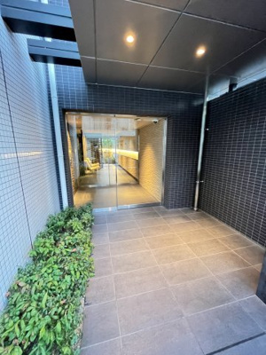 【エントランス】 | レジュールアッシュ京橋クロスⅡ