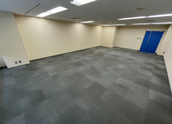 近江八幡市鷹飼町の事務所の内装|内装です