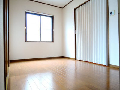 【洋室】 | リリーピア寺田Ⅱ号館