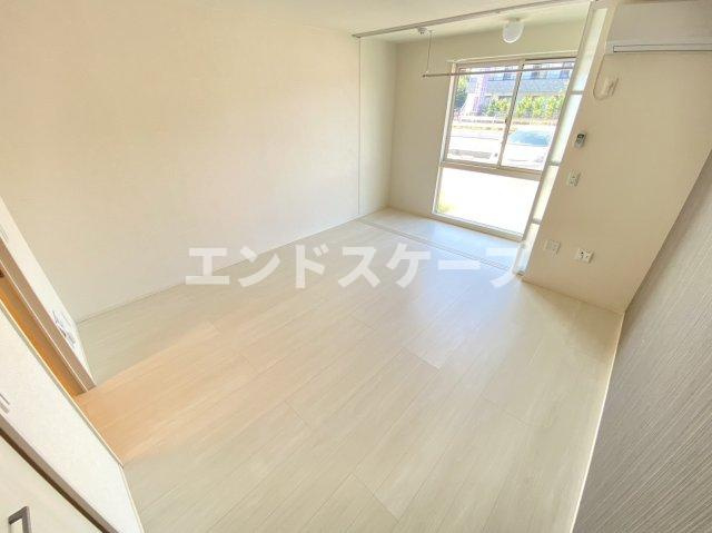 ルビーＤの居間・リビング|高崎、前橋エリアのお部屋探しはエンドスケープまで！お客様の理想お聞かせ下さい♪
