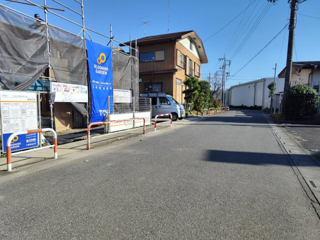 行田市西新町　の前面道路含む現地写真|現地前面道路