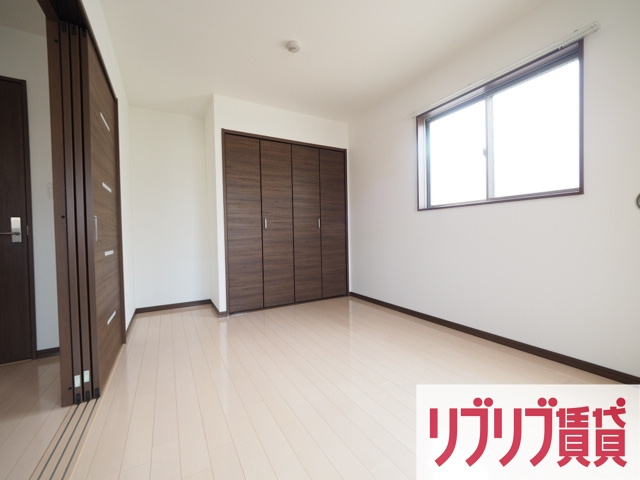 カーサメイプル千葉中央の寝室