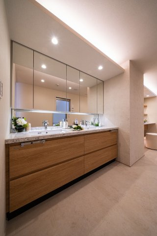 ザ・ハウス南麻布の独立洗面台