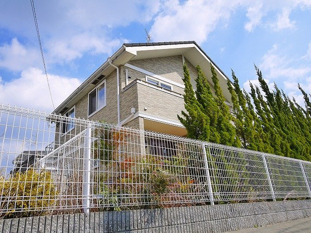 南山手台戸建住宅の外観