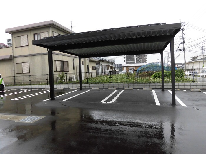 菊池郡菊陽町大字原水のアパートの駐車場