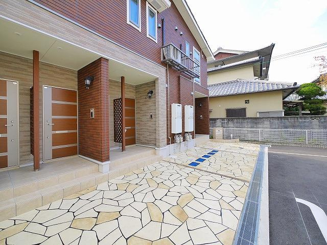 フォンテーヌ　Ｎ－Ⅴのエントランス|おしゃれなエントランスです