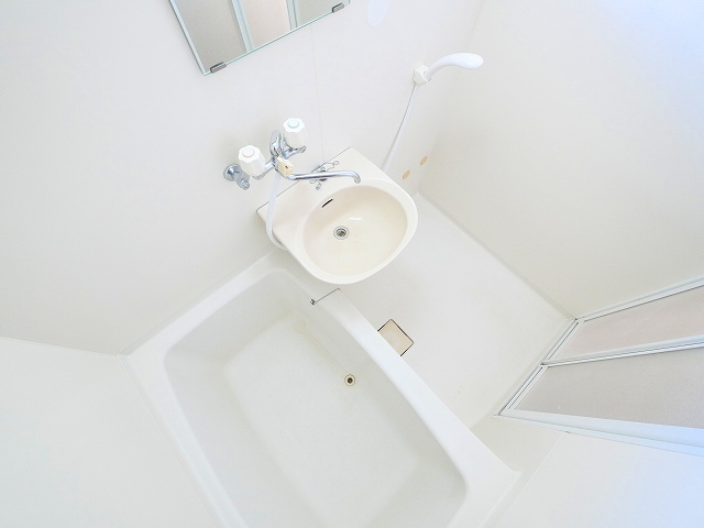 ニュー芝ハイツの浴室