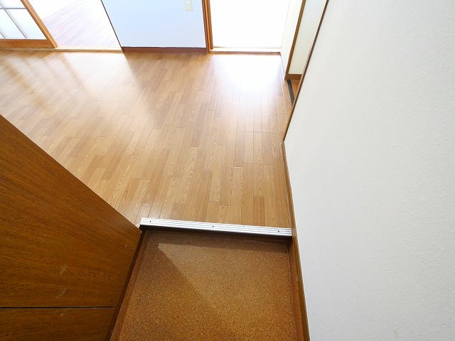 ニュー芝ハイツの玄関