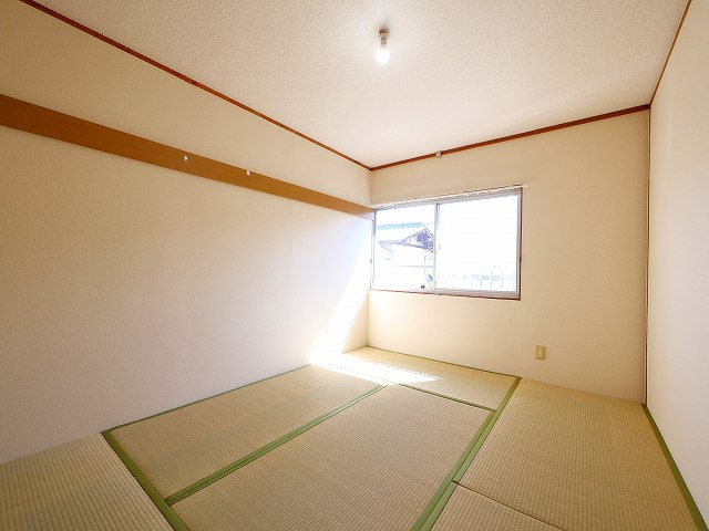 ニュー芝ハイツの和室