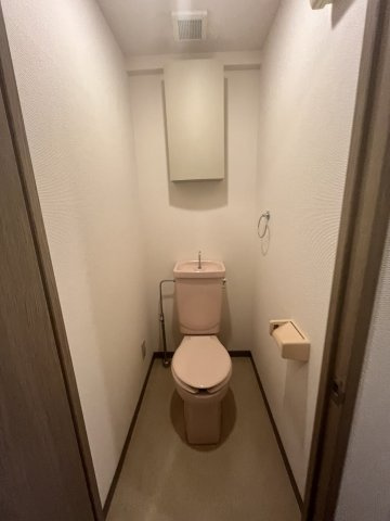 【トイレ】 | リバーイースト・クレムリン | 落ち着いたトイレです