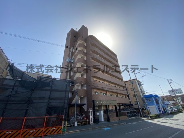 【外観】 | リバーイースト・クレムリン | 外はこのようになっています