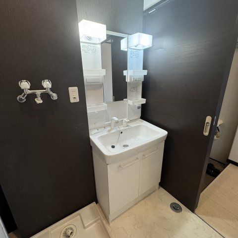 ベルン桜木の独立洗面台