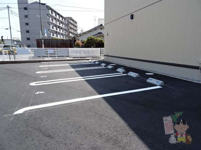 プランタンの駐車場
