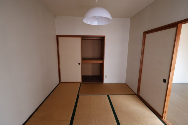 コーポKの和室