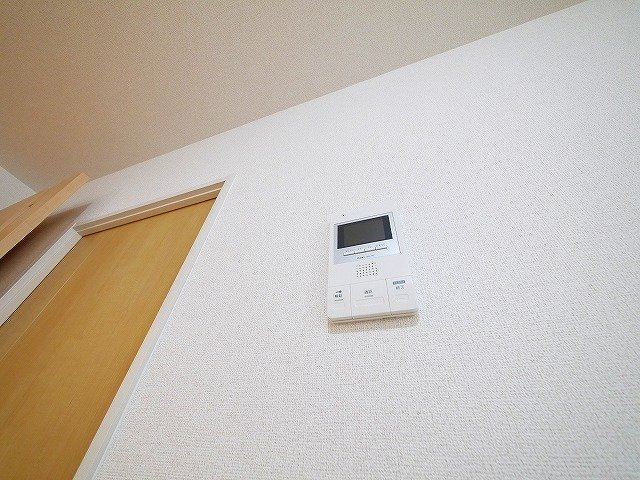 Ｋ’sコート奈良ウエストのセキュリティ|お顔が見えるモニター付きインターホンで安心。