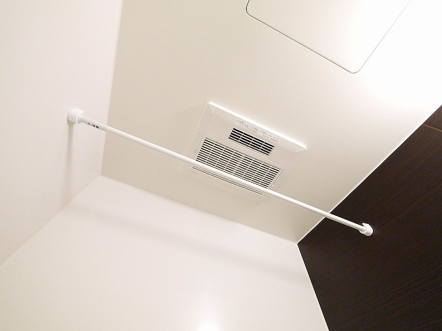 Ｋ’sコート奈良ウエストの設備|浴室乾燥機があれば雨の日も洗濯物が乾かせます。