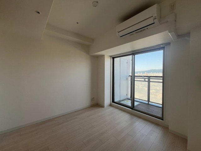 ワールドアイ大阪城EASTアドバンスの居間・リビング|居間です