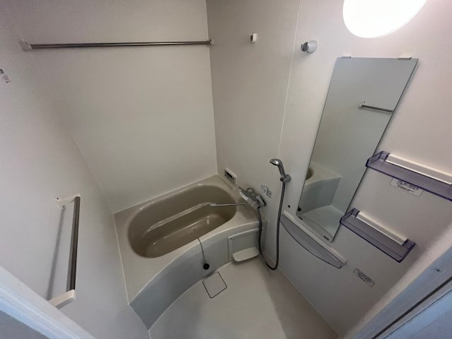 ワールドアイ大阪城EASTアドバンスの浴室|日々の暮らしに欠かせないお風呂です