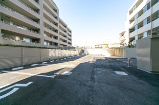 【駐車場】 | 駐車場に車を止められます
