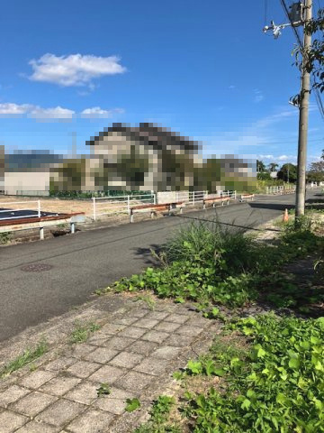 高島市今津町浜分50坪売地の前面道路含む現地写真|土地から前面道路（東側）