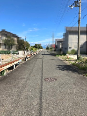 高島市今津町浜分50坪売地の前面道路含む現地写真|前面道路東方面