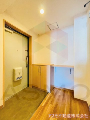 【玄関】 | グランディールタカラ | ※同物件　別間取り　参考写真