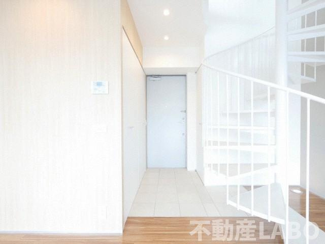 セイワ南堀江リバーレジデンスEASTの玄関
