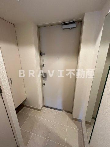 アドバンス大阪城ベレッツァの玄関|【アドバンス大阪城ベレッツァ】明るい玄関です