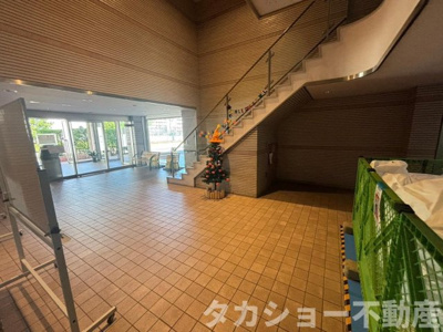 【エントランス】 | 千葉みなとガーデンパーク | ゆとりのあるエントランスです