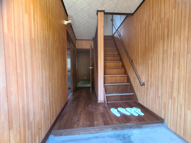 【玄関】 | 神戸市垂水区舞子台２丁目　中古戸建