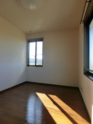 【洋室】 | サンヴィレッジ