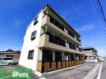 ラプラージュの外観